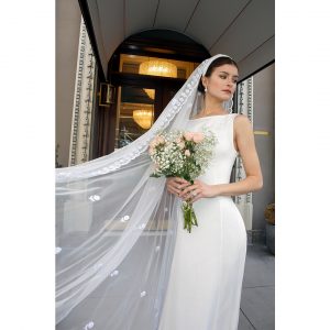 Edwina Veil